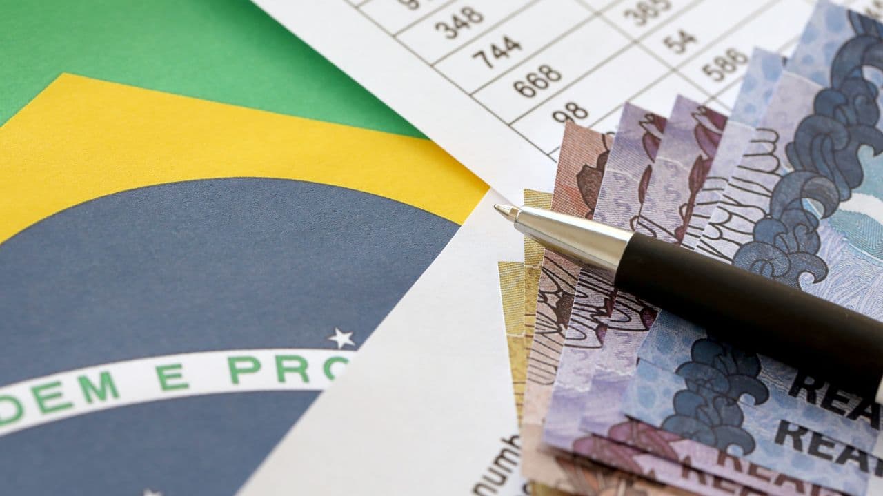 INSS: quem ganha 2500 se aposenta com quanto? Saiba mais