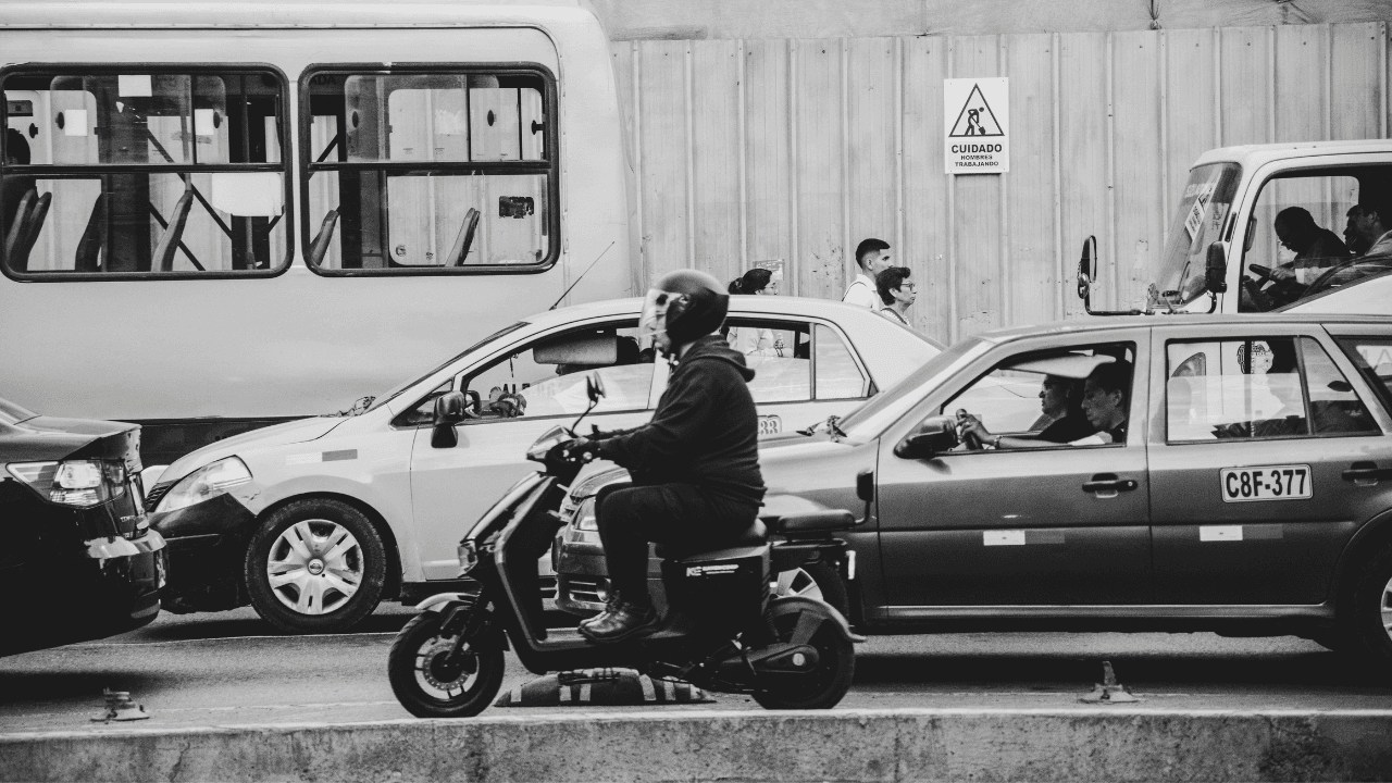 Acidente de trajeto: direitos do trabalhador