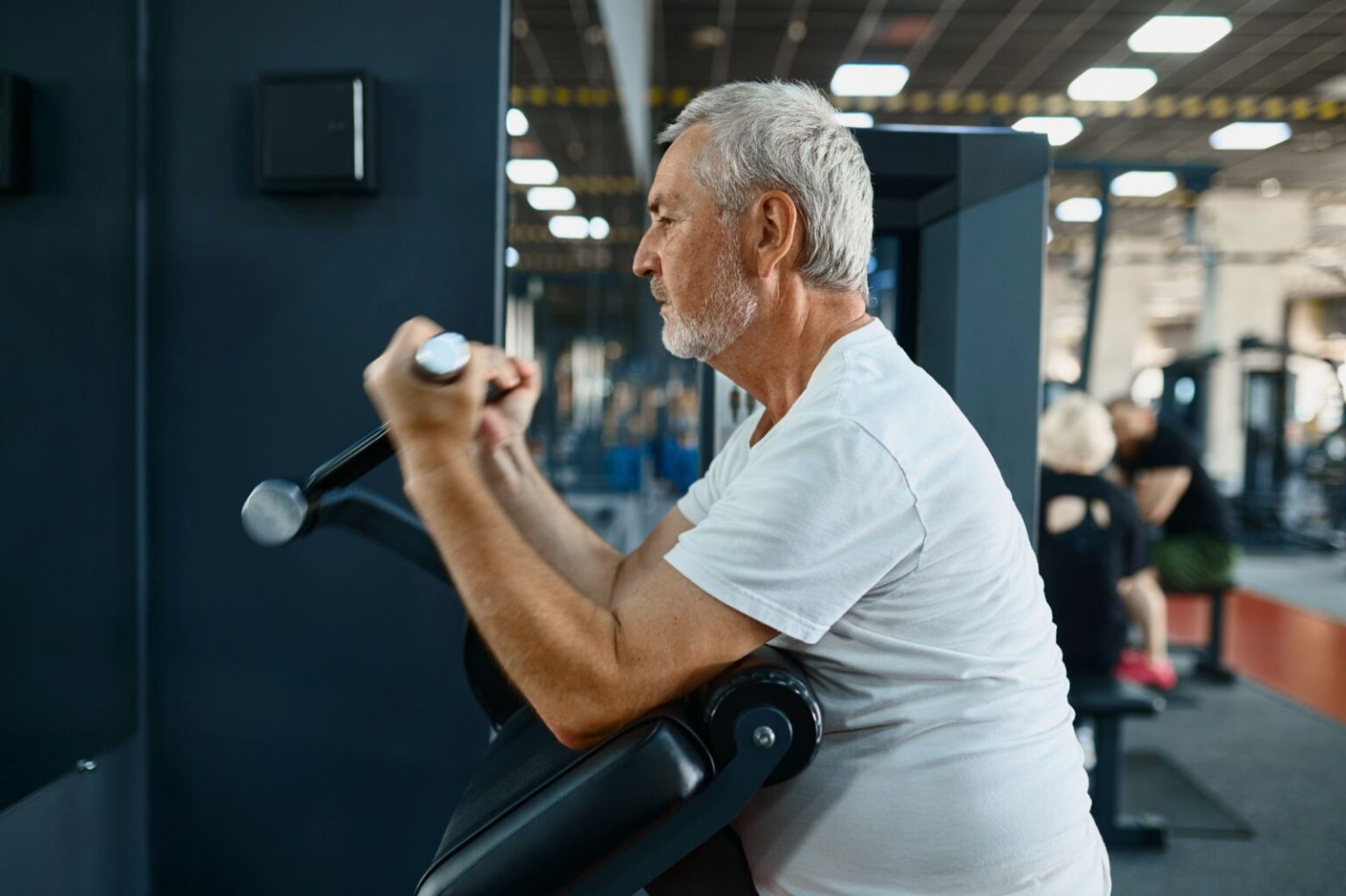 Musculação na terceira idade: Benefícios e cuidados