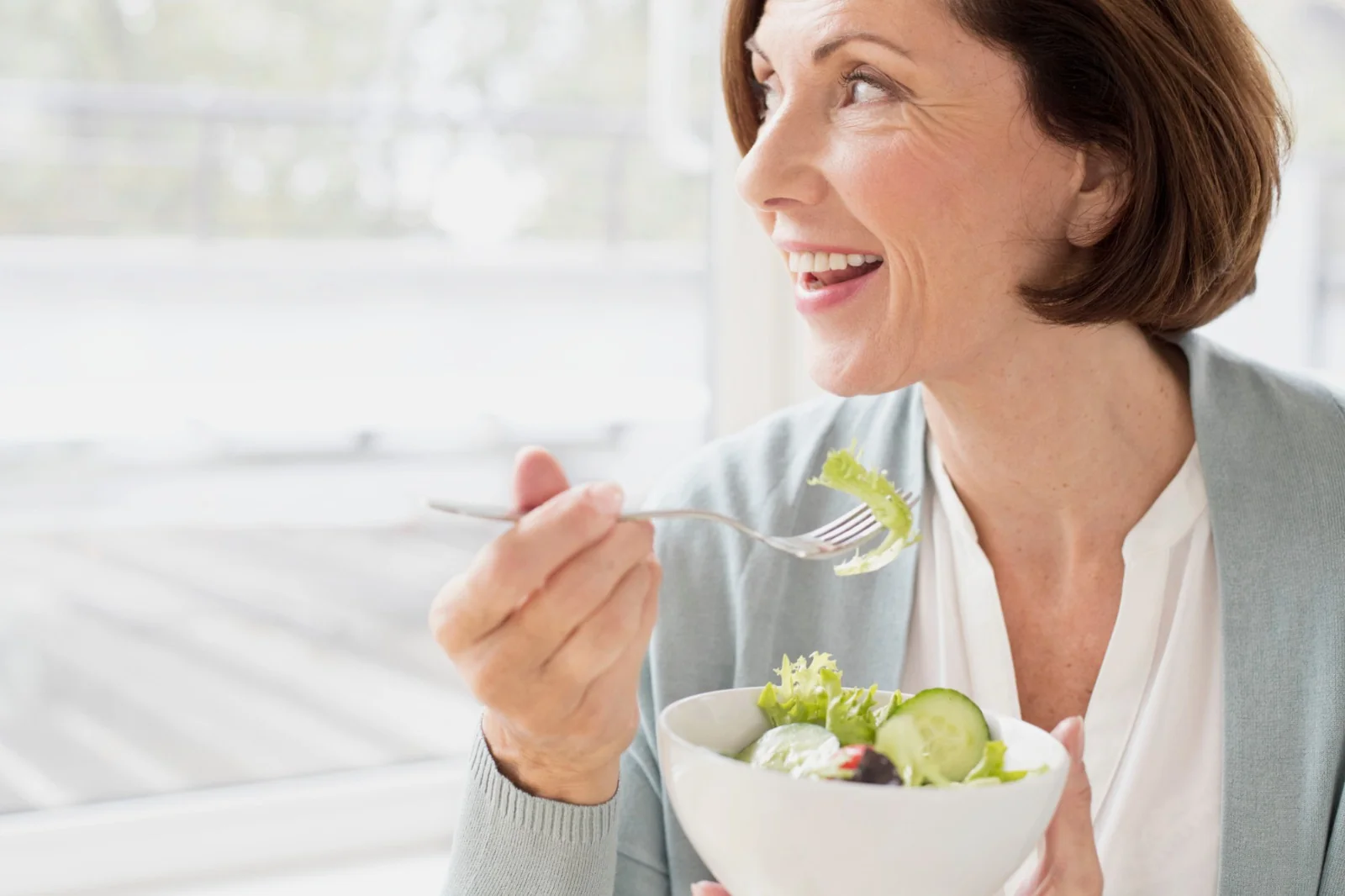 Saúde e longevidade: Como a nutrição equilibrada auxilia após os 50 anos