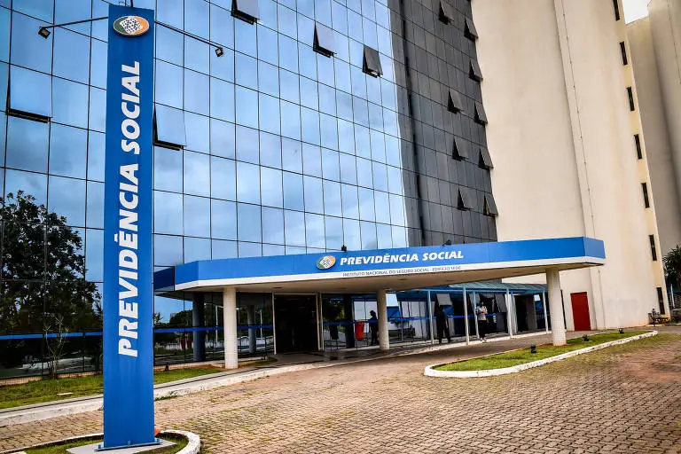 Fraude no INSS: Descontos indevidos afetam 4,1 milhões de aposentados e pensionistas