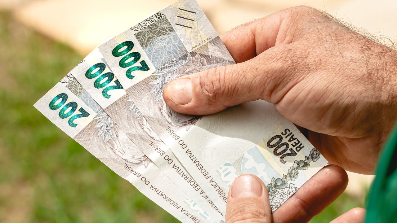 Auxílio-reclusão: como funciona e quem tem direito?