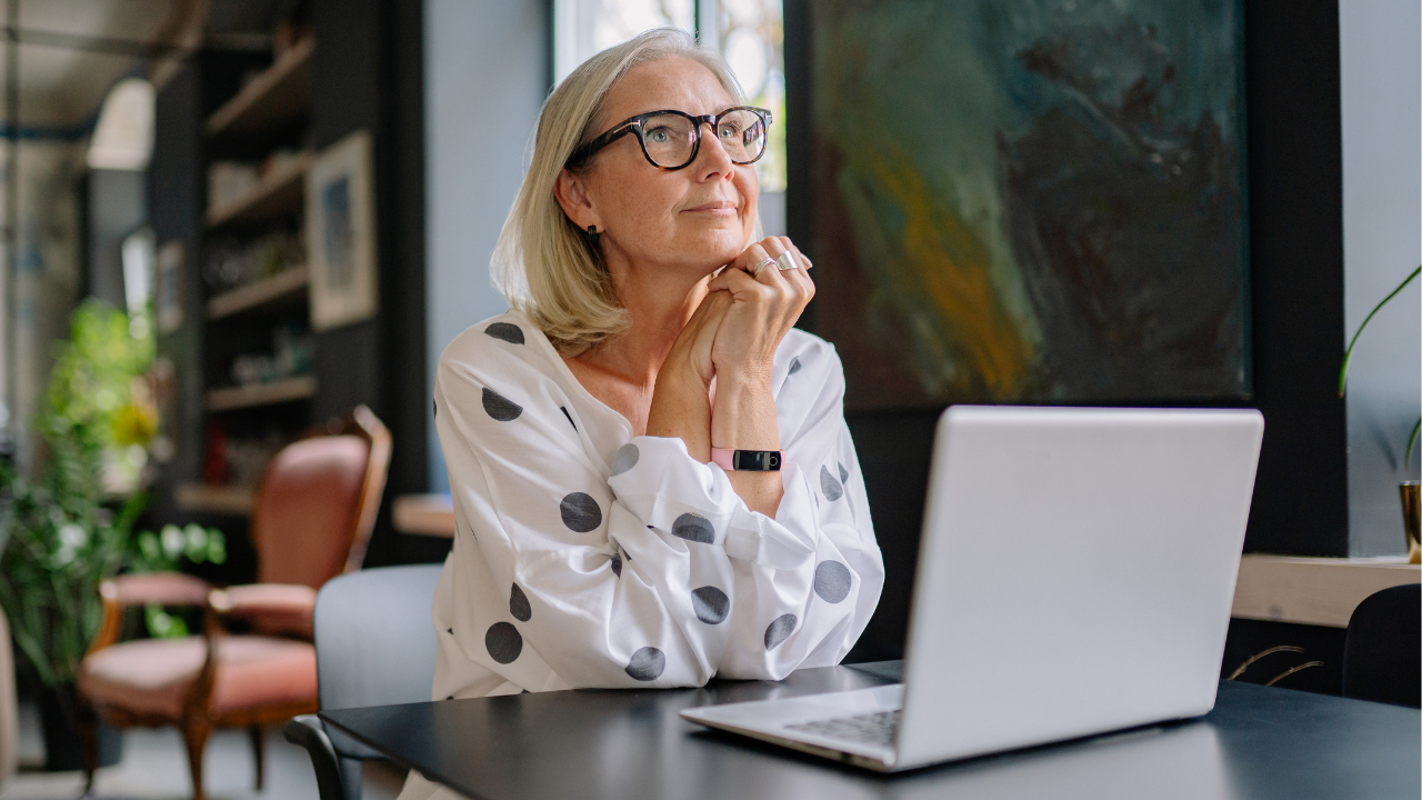 Independência Financeira Feminina: Planejamento na Maturidade